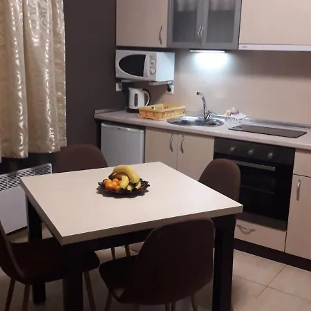 уют гранд манастира Apartament Pamporowo